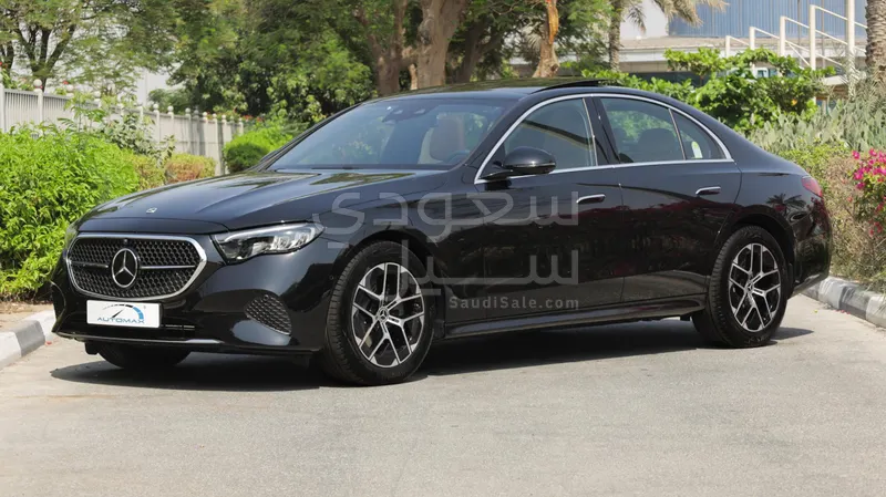 2025 مرسيدس - بنز إي 200
