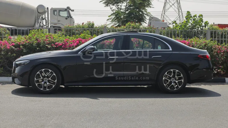 2025 مرسيدس - بنز إي 200