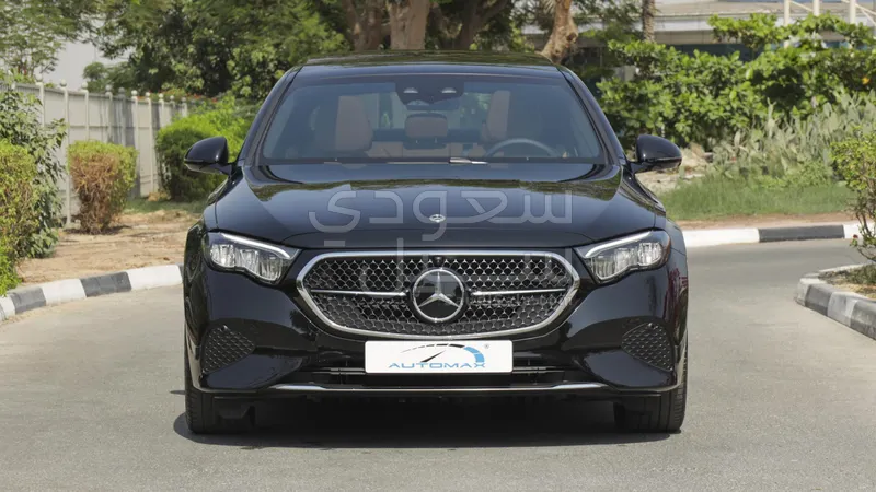 2025 مرسيدس - بنز إي 200
