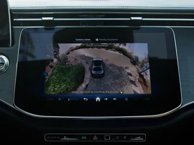 2025 مرسيدس - بنز إي 200