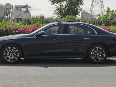 2025 مرسيدس - بنز إي 200