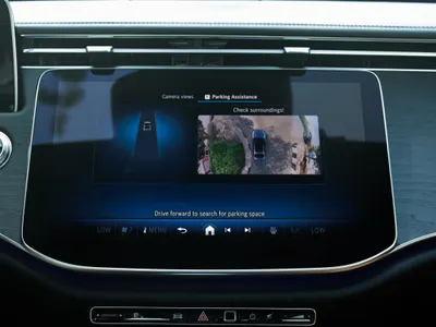 2026 مرسيدس - بنز إي 200 أي إم جي