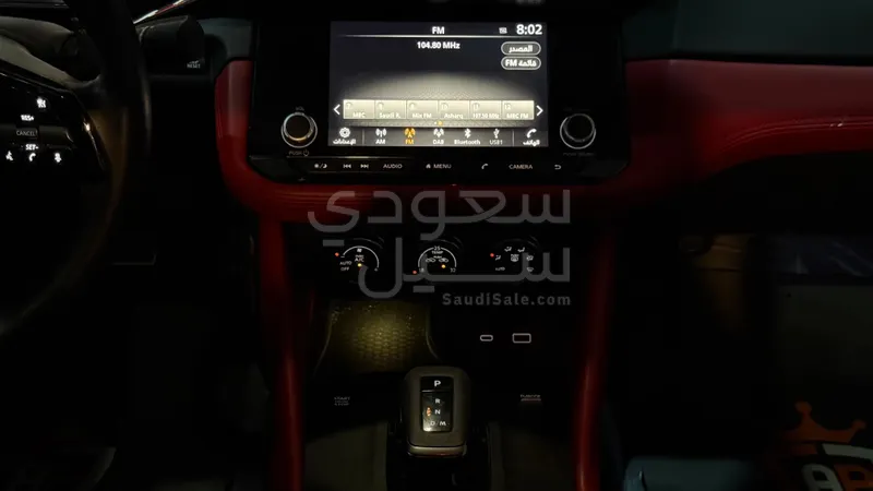 2024 نيسان زد 370