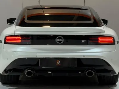 2024 نيسان زد 370