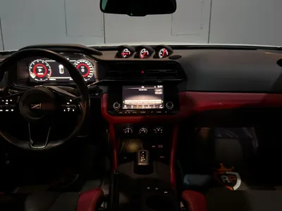 2024 نيسان زد 370