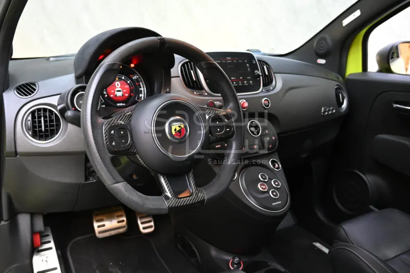 2019 فيات ابارث 595 كومبيتزيون