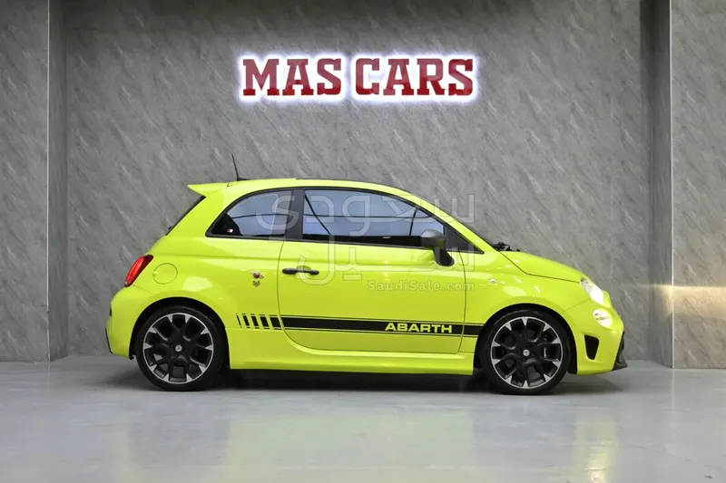 2019 فيات ابارث 595 كومبيتزيون