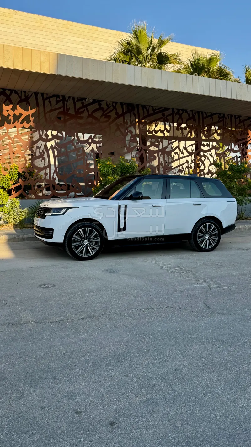 2022 لاند روفر رينج روفر اتش اس اي