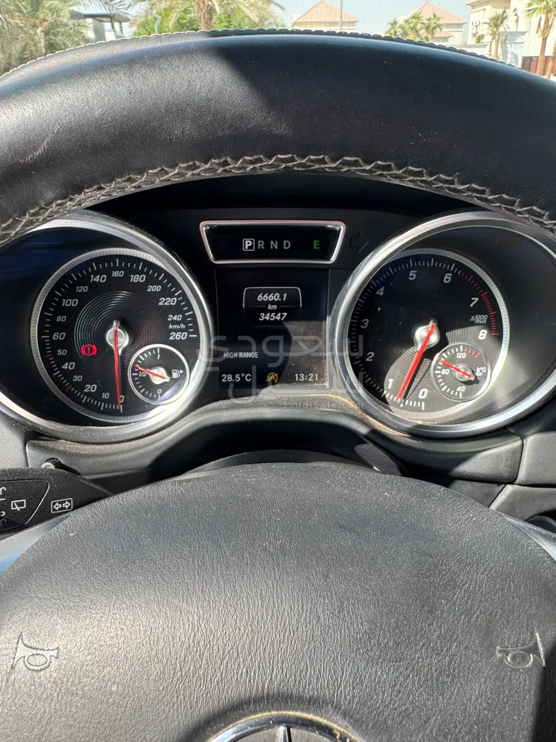 2017 مرسيدس - بنز جي 500 4×4