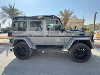 2017 مرسيدس - بنز جي 500 4×4