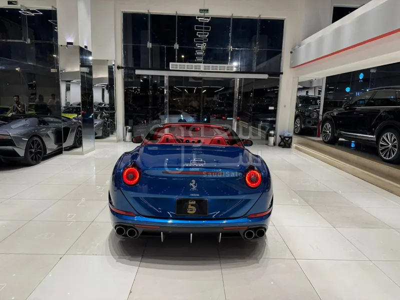 2016 فيراري كــاليفورنيا اف 1