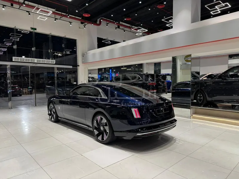 2024 رولز رويس سبيكتر