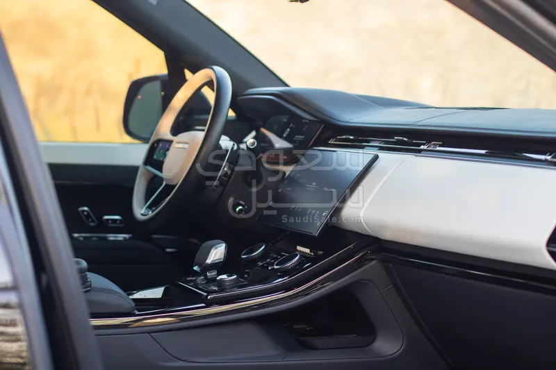 2023 لاند روفر رينج روفر سبورت اس اي