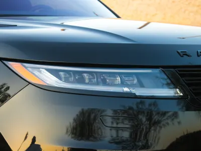 2023 لاند روفر رينج روفر سبورت اس اي