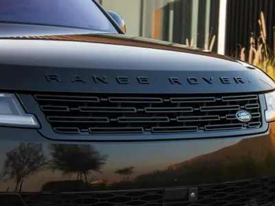 2023 لاند روفر رينج روفر سبورت اس اي