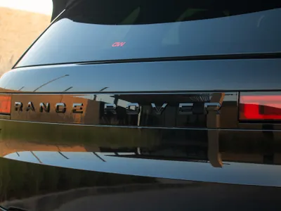 2023 لاند روفر رينج روفر سبورت اس اي