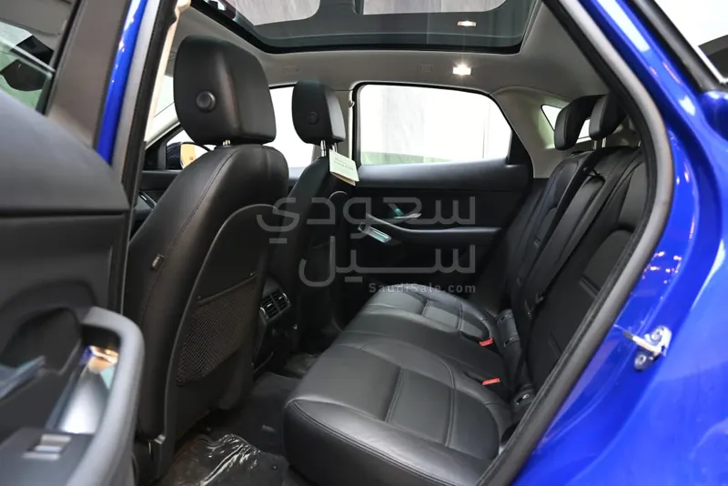 2019 جاكوار اي-بيس