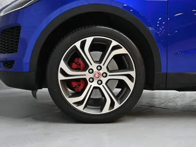 2019 جاكوار اي-بيس