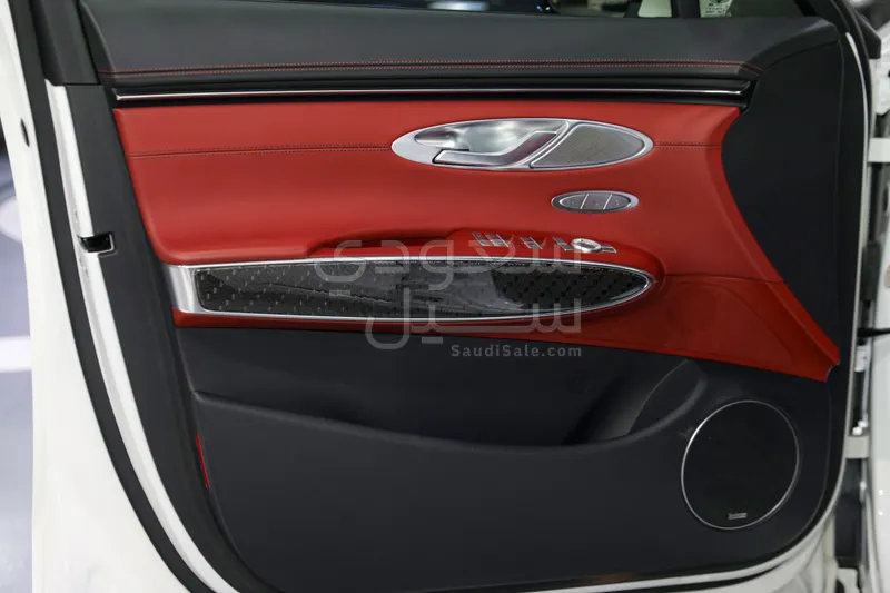 2024 جينيسيس جي في 70