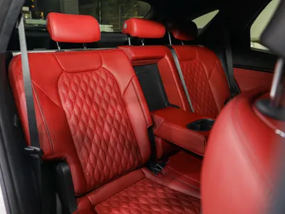 2024 جينيسيس جي في 70