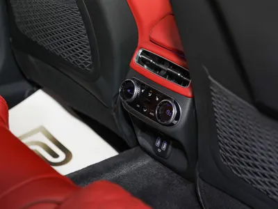 2024 جينيسيس جي في 70