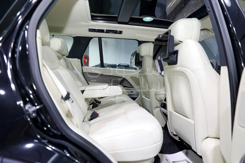 2025 لاند روفر رينج روفر اتش اس اي