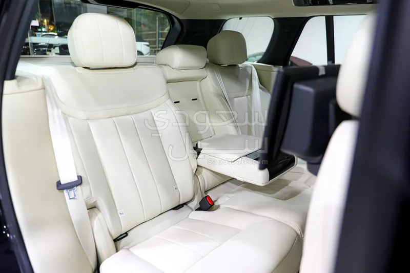 2025 لاند روفر رينج روفر اتش اس اي