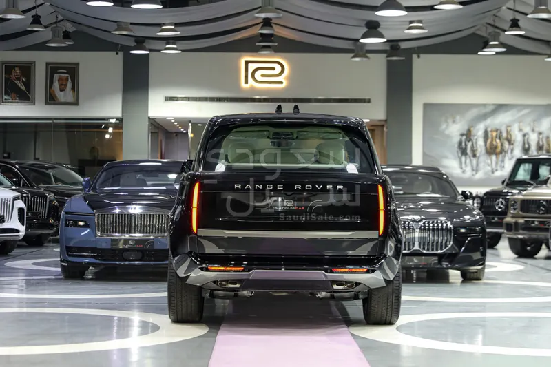 2025 لاند روفر رينج روفر اتش اس اي