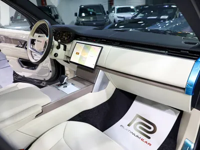 2025 لاند روفر رينج روفر اتش اس اي