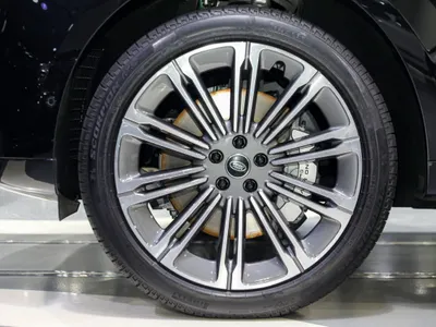 2025 لاند روفر رينج روفر اتش اس اي