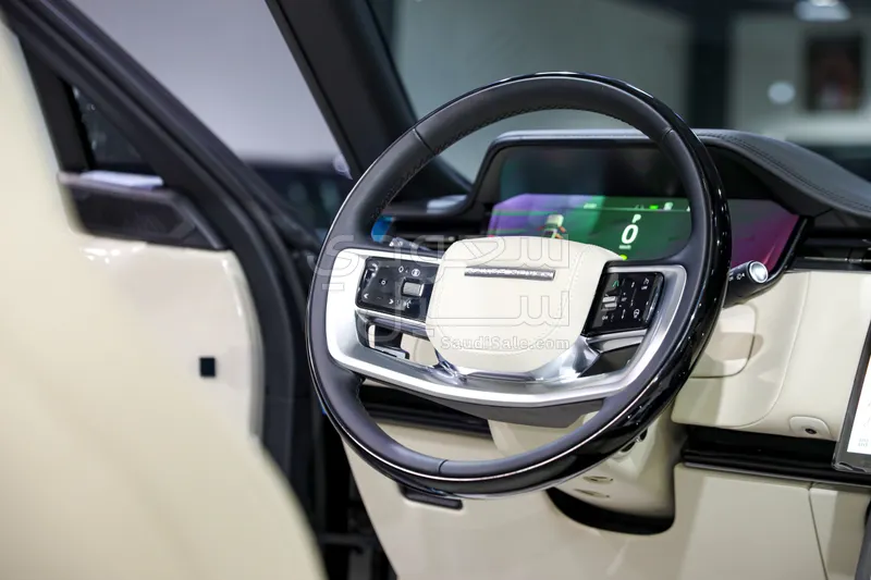 2025 لاند روفر رينج روفر اوتوبيوغرافي