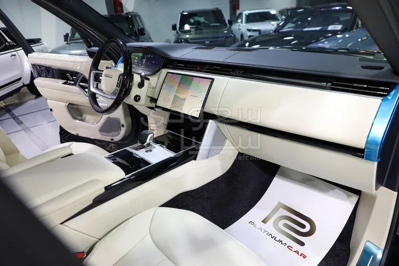 2025 لاند روفر رينج روفر اوتوبيوغرافي