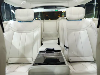 2025 لاند روفر رينج روفر اوتوبيوغرافي