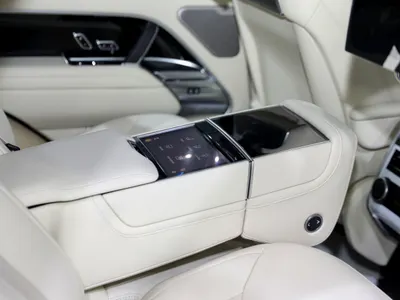 2025 لاند روفر رينج روفر اوتوبيوغرافي