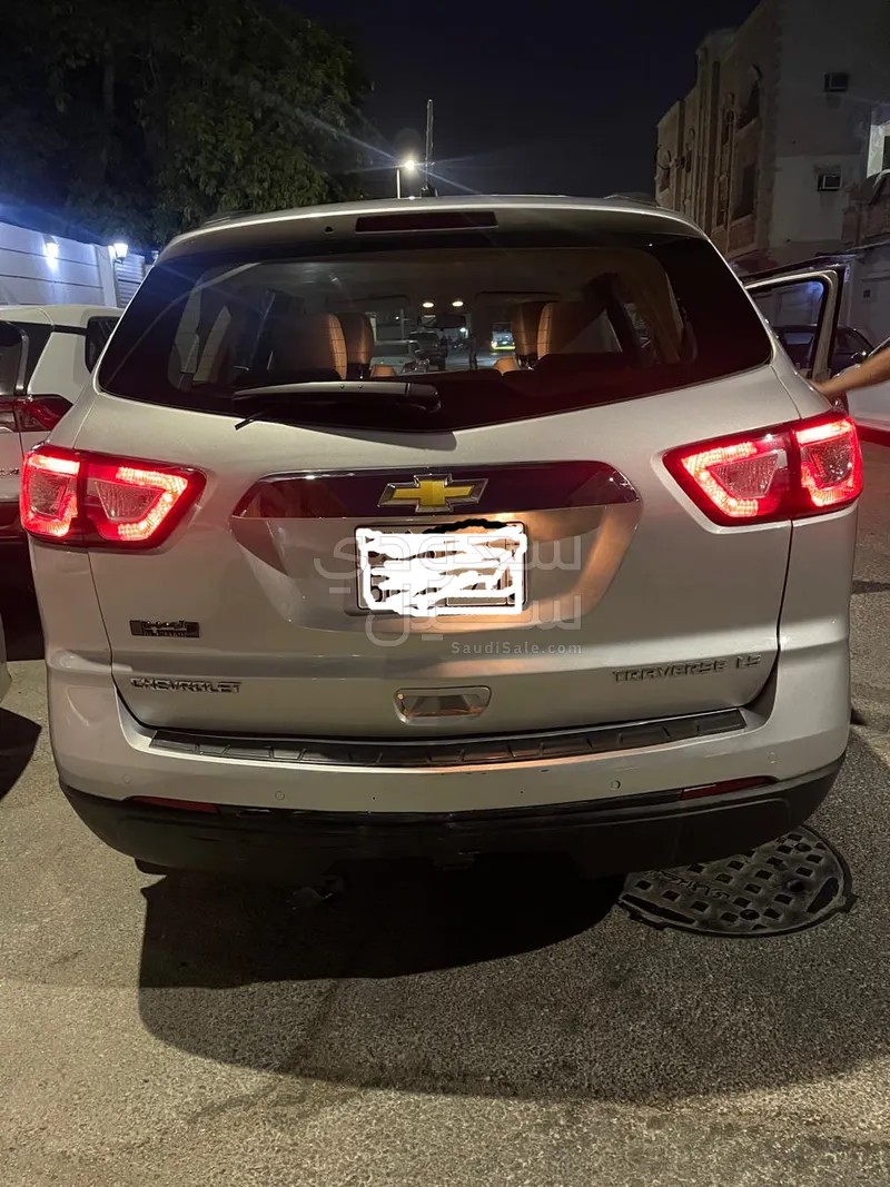 2016 شفروليه ترافيرس ال اس