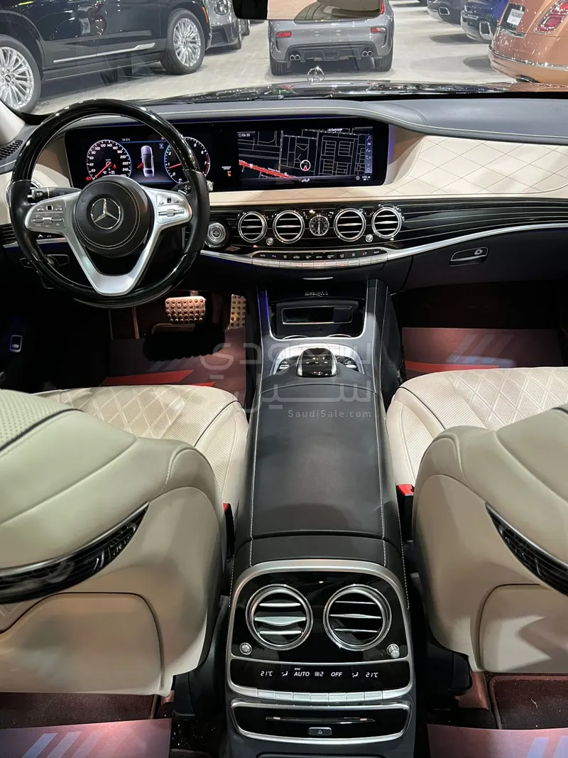 2018 مرسيدس - بنز إس 560