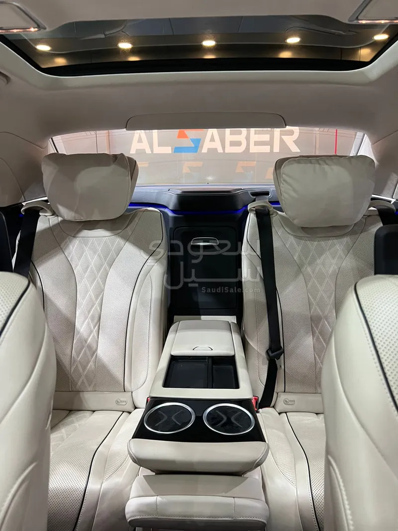 2018 مرسيدس - بنز إس 560