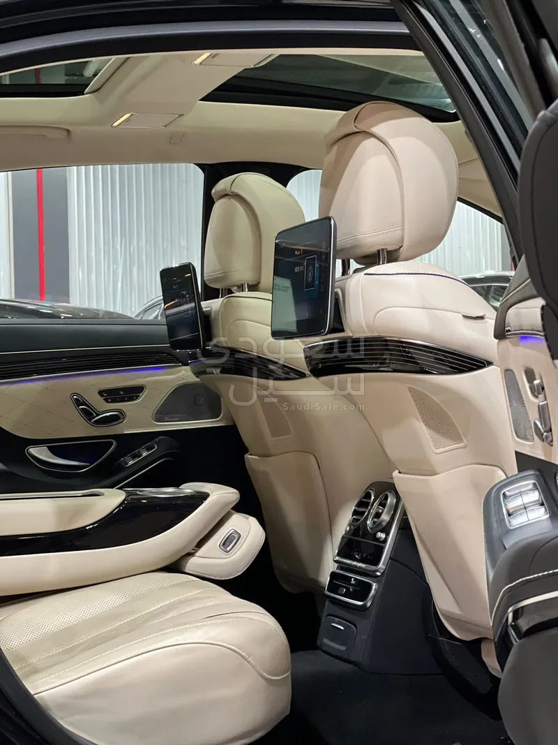 2018 مرسيدس - بنز إس 560