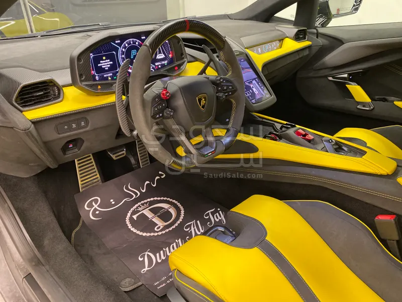 2024 لمبرجيني ريفويلتو