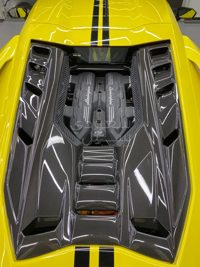 2024 لمبرجيني ريفويلتو