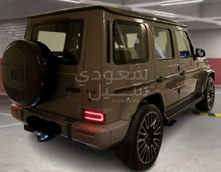 2025 مرسيدس - بنز جي 63