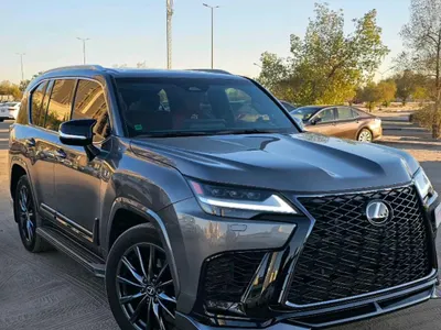 2025 لكزس إل إكس 700 أف سبورت