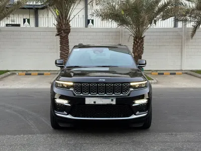 2024 جييب جراند شيروكي ساميت