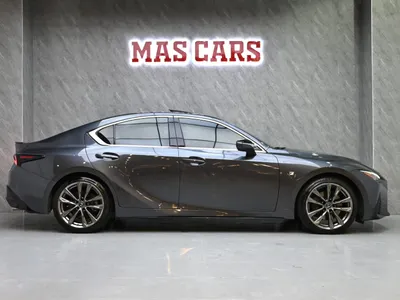 2022 لكزس آي إس 350 إف