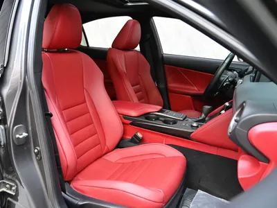 2022 لكزس آي إس 350 إف