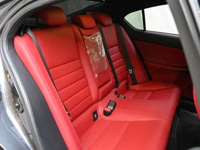 2022 لكزس آي إس 350 إف