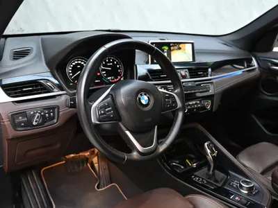 2020 بي ام دبليو الفئة اكس 1