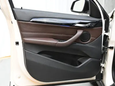 2020 بي ام دبليو الفئة اكس 1