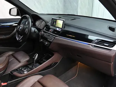 2020 بي ام دبليو الفئة اكس 1