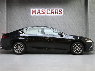 2022 لكزس إي إس 300إتش